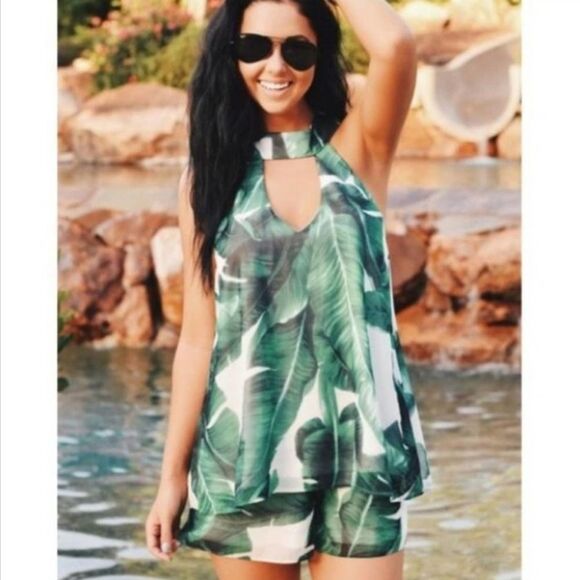 ANTHROPOLGIE Judith March Tropical Leaves Palm Cut Out Halter Romper Size Small - Picture 1 of 11